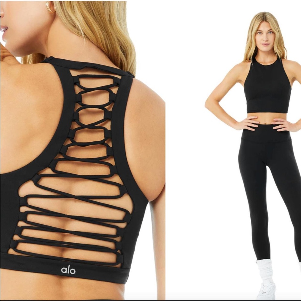 ALO Yoga Black Strappy Back Sports Bra